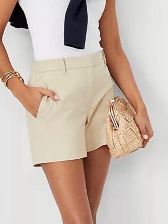 Ann Taylor Pants - Ann Taylor The City Short Devin Fit Mid Rise in Soft Khaki 2